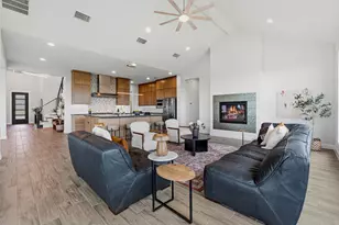 2414 Sunset Vista Cir, Spicewood, TX 78669 - Photo 10