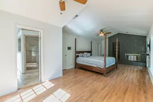 1905 Great Oaks Dr, Round Rock, TX 78681 - Photo 16