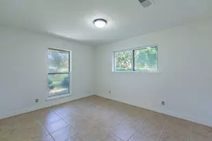 1905 Great Oaks Dr, Round Rock, TX 78681 - Photo 8