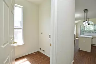 301 Gulfstream Dr, Georgetown, TX 78626 - Photo 18