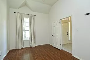 301 Gulfstream Dr, Georgetown, TX 78626 - Photo 8