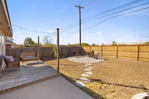 304 Timothy John Dr, Pflugerville, TX 78660 - Photo 24