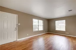 507 Bellevue Pl, Austin, TX 78705 - Photo 4