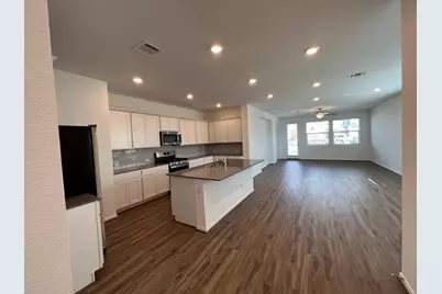 313 Montauk Loop, Georgetown, TX 78628 - Photo 2