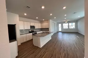 313 Montauk Loop, Georgetown, TX 78628 - Photo 2