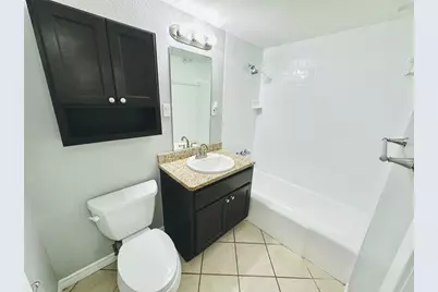 601 W 11th Street #223, Austin, TX 78701 - Photo 6
