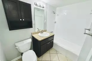 601 W 11th St, Austin, TX 78701 - Photo 6