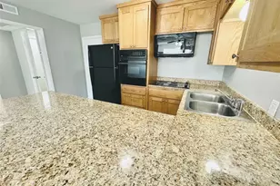 601 W 11th St, Austin, TX 78701 - Photo 2