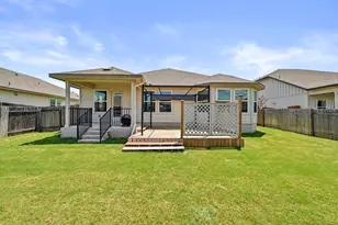 114 Grasslands Trl, Hutto, TX 78634 - Photo 32