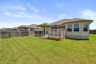 114 Grasslands Trl, Hutto, TX 78634 - Photo 34