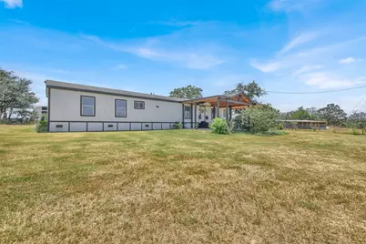 599 Rocky Lane, Luling, TX 78648 - Photo 2