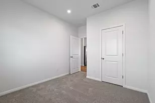 133 Hatari Trl, Jarrell, TX 76537 - Photo 14