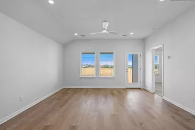 133 Hatari Trail, Jarrell, TX 76537 - Photo 8