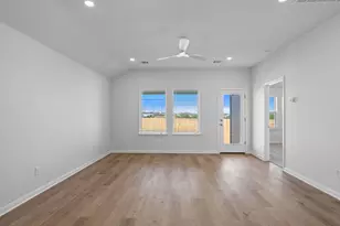 133 Hatari Trl, Jarrell, TX 76537 - Photo 8