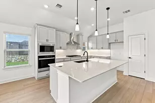 116 Elm Vw Dr, Georgetown, TX 78628 - Photo 6