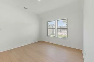 116 Elm Vw Dr, Georgetown, TX 78628 - Photo 24