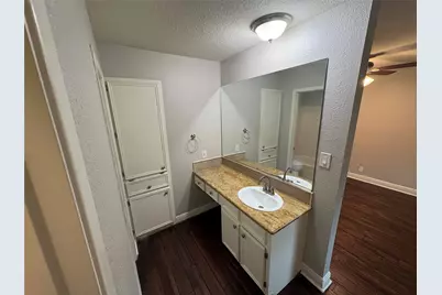 10106 Missel Thrush Drive, Austin, TX 78750 - Photo 12