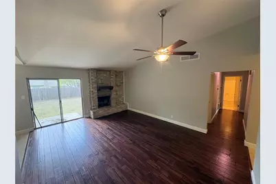 10106 Missel Thrush Drive, Austin, TX 78750 - Photo 4