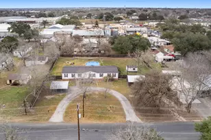 1005 Baumgarten St, Schulenburg, TX 78956 - Photo 30