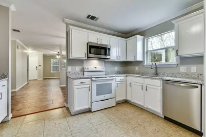 3000 Meadow Lane, Taylor, TX 76574 - Photo 6