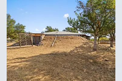 20416 Wilson Road, Coupland, TX 78615 - Photo 32