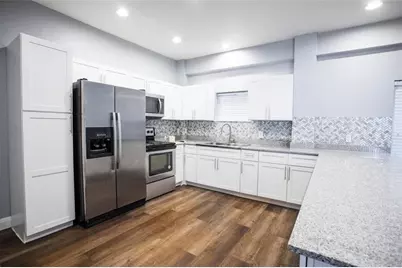 504 W 35th Street, Austin, TX 78705 - Photo 2