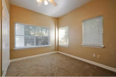 504 W 35th Street, Austin, TX 78705 - Photo 10