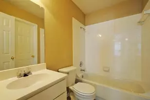 504 W 35th St, Austin, TX 78705 - Photo 12