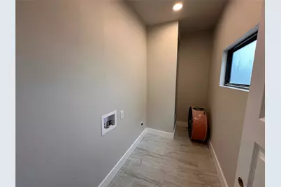 306 Centella Circle, Del Valle, TX 78616 - Photo 18