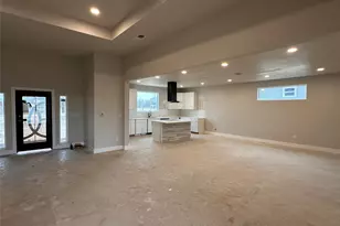 306 Centella Cir, Dale, TX 78616 - Photo 8