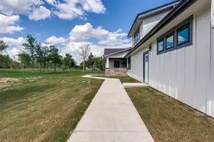 485 Post Oak, Gonzales, TX 78629 - Photo 32