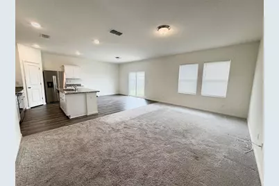 102 Gemsbok Road, Hutto, TX 78634 - Photo 4