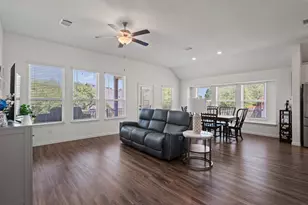 240 Prato Pl, Georgetown, TX 78628 - Photo 4