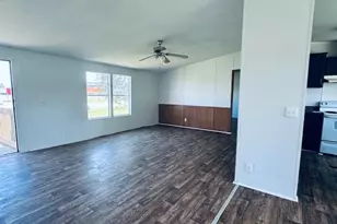 1212 Babylon Ln, Schulenburg, TX 78956 - Photo 6