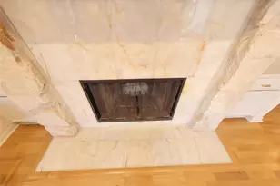 2410 Enfield Rd, Austin, TX 78703 - Photo 12