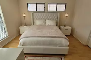 2410 Enfield Rd, Austin, TX 78703 - Photo 8