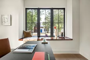 404 W 55th 1/2 St, Austin, TX 78751 - Photo 24