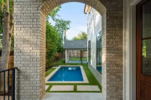 404 W 55th 1/2 St, Austin, TX 78751 - Photo 38