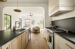 404 W 55th 1/2 St, Austin, TX 78751 - Photo 8