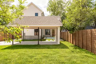 404 W 55th 1/2 St, Austin, TX 78751 - Photo 38