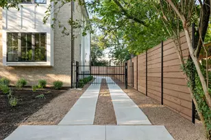 404 W 55th 1/2 St, Austin, TX 78751 - Photo 40