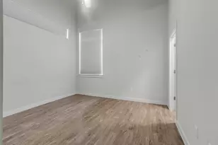 801 N Bluff Dr, Austin, TX 78745 - Photo 12