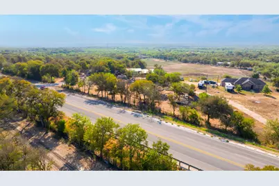 2777 Highway 21 Highway W, Dale, TX 78616 - Photo 1