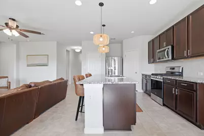 1100 S San Marcos Street, Manor, TX 78653 - Photo 6