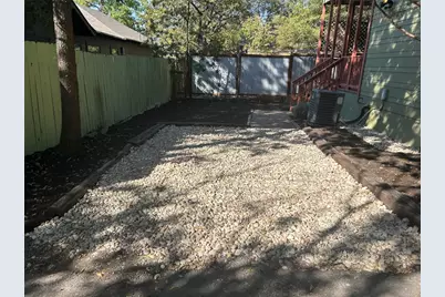 1603 Cedar Avenue #B, Austin, TX 78702 - Photo 16