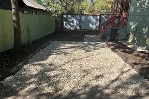 1603 Cedar Ave, Austin, TX 78702 - Photo 16