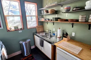 1603 Cedar Ave, Austin, TX 78702 - Photo 6