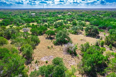 260 Billie Brooks Lane, Driftwood, TX 78619 - Photo 10