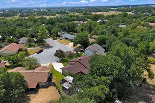1610 Karen Cove, Round Rock, TX 78664 - Photo 38
