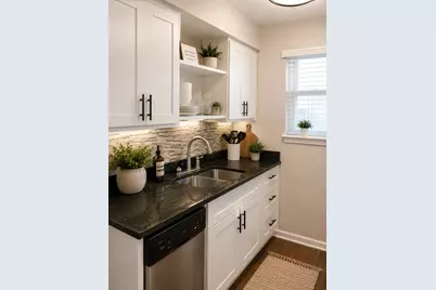 2401 Manor Rd #218, Austin, TX 78722 - Photo 10